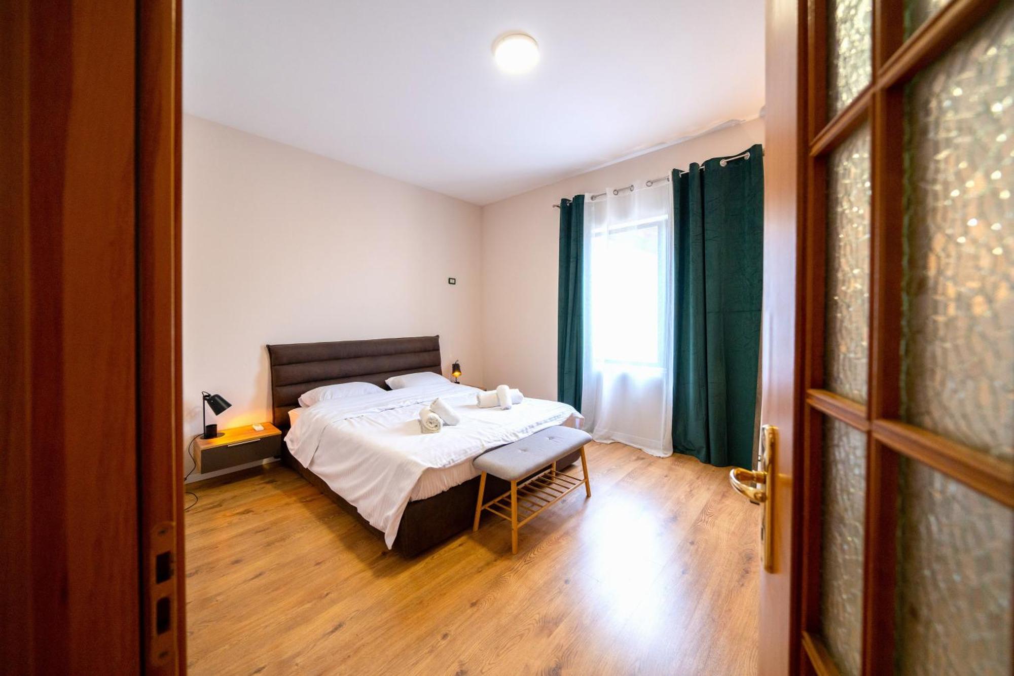 Colorful Comfy Condo Central Tirana Exterior foto